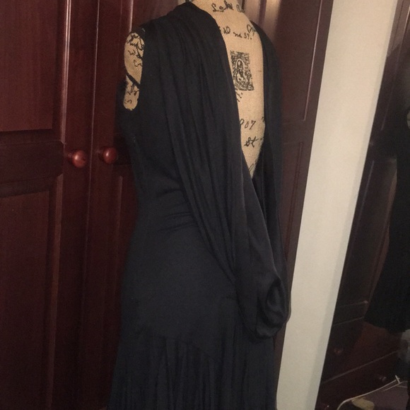 Dress - Picture 5 of 6